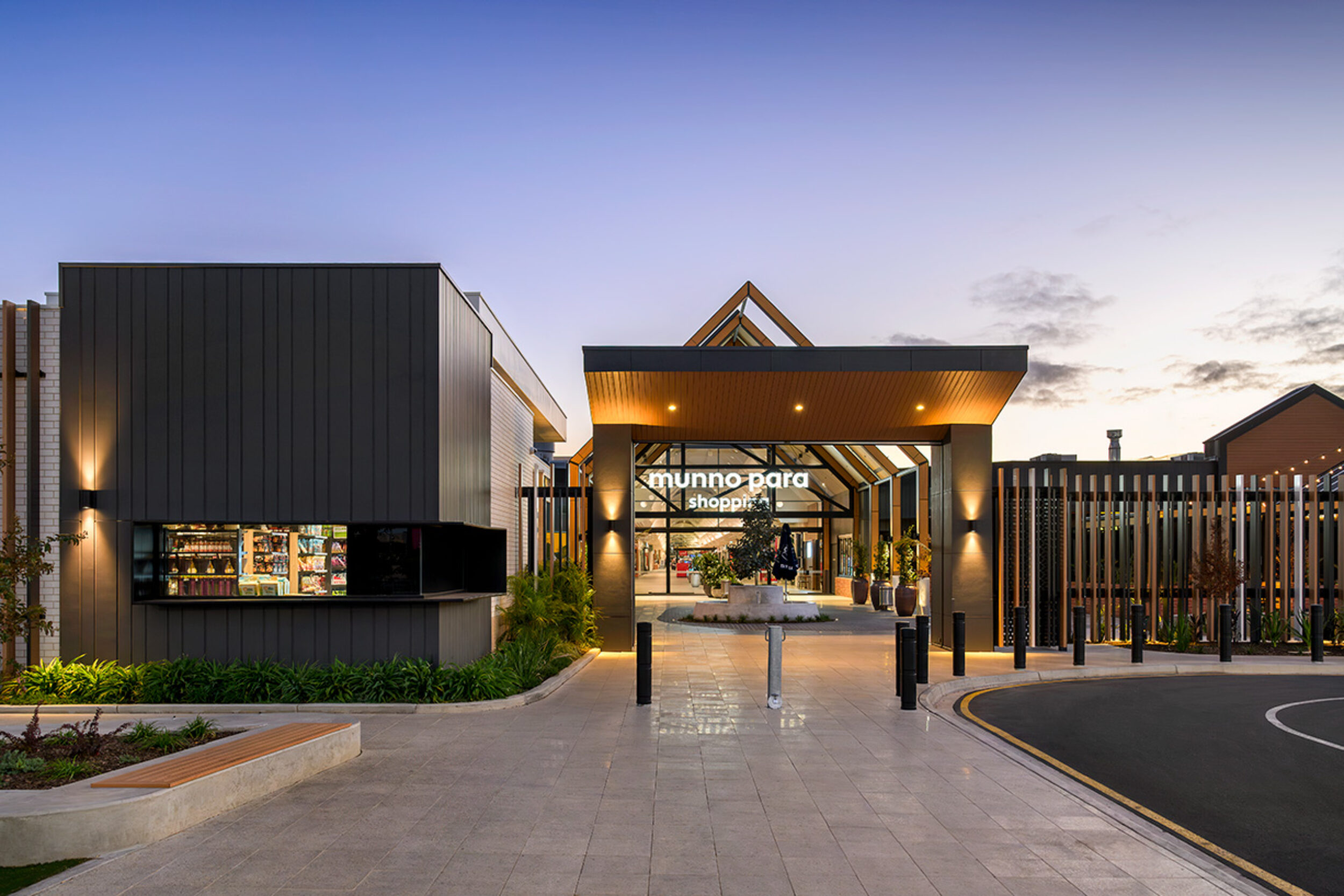 Munno Para Shopping Centre